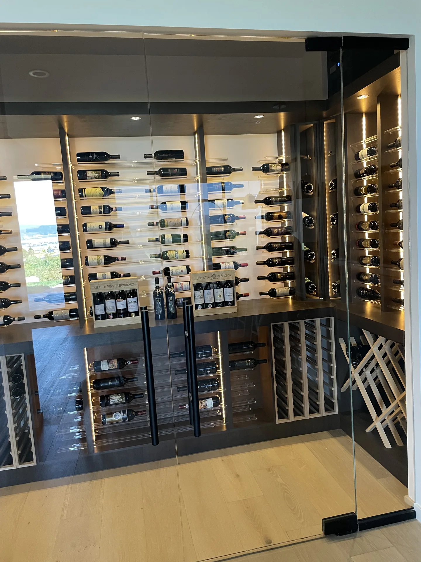 View 1 - The Highlands Ranch Floating Room